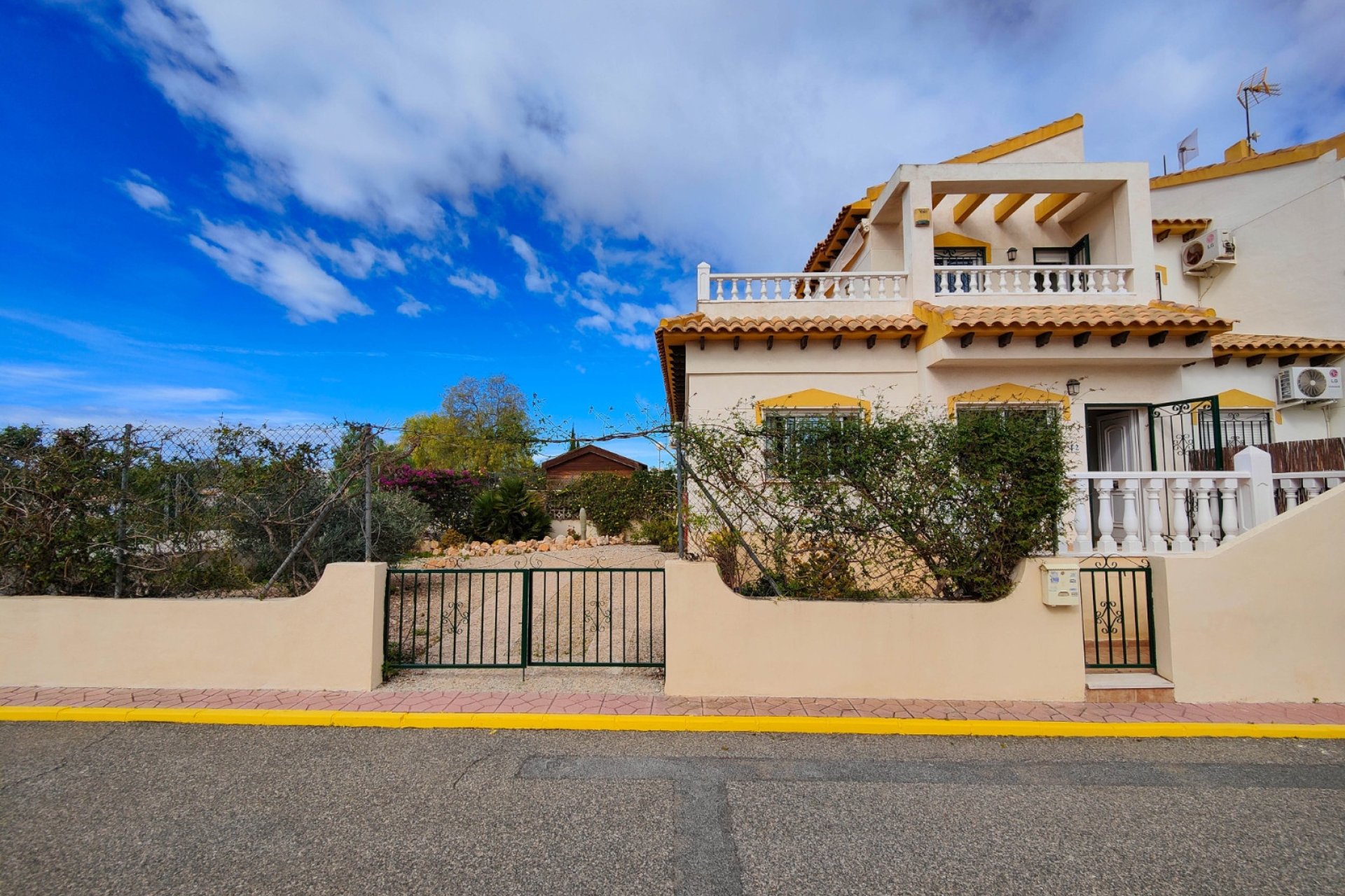 Reventa - Town House -
Orihuela Costa - Costa Blanca