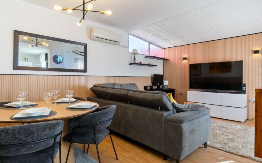 Reventa - Town House -
Orihuela Costa - Costa Blanca