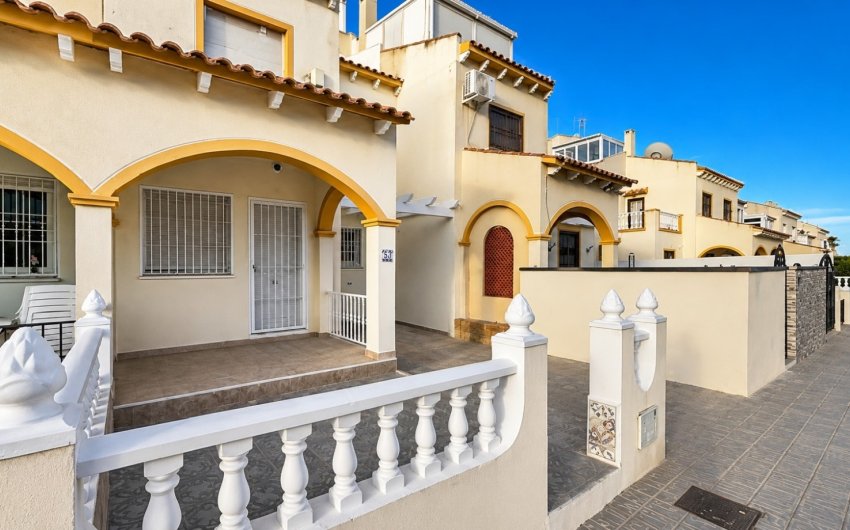 Reventa - Town House -
Orihuela Costa - Costa Blanca