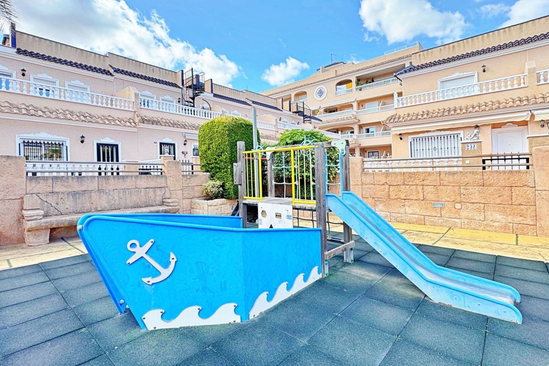 Reventa - Town House -
Orihuela Costa - Costa Blanca