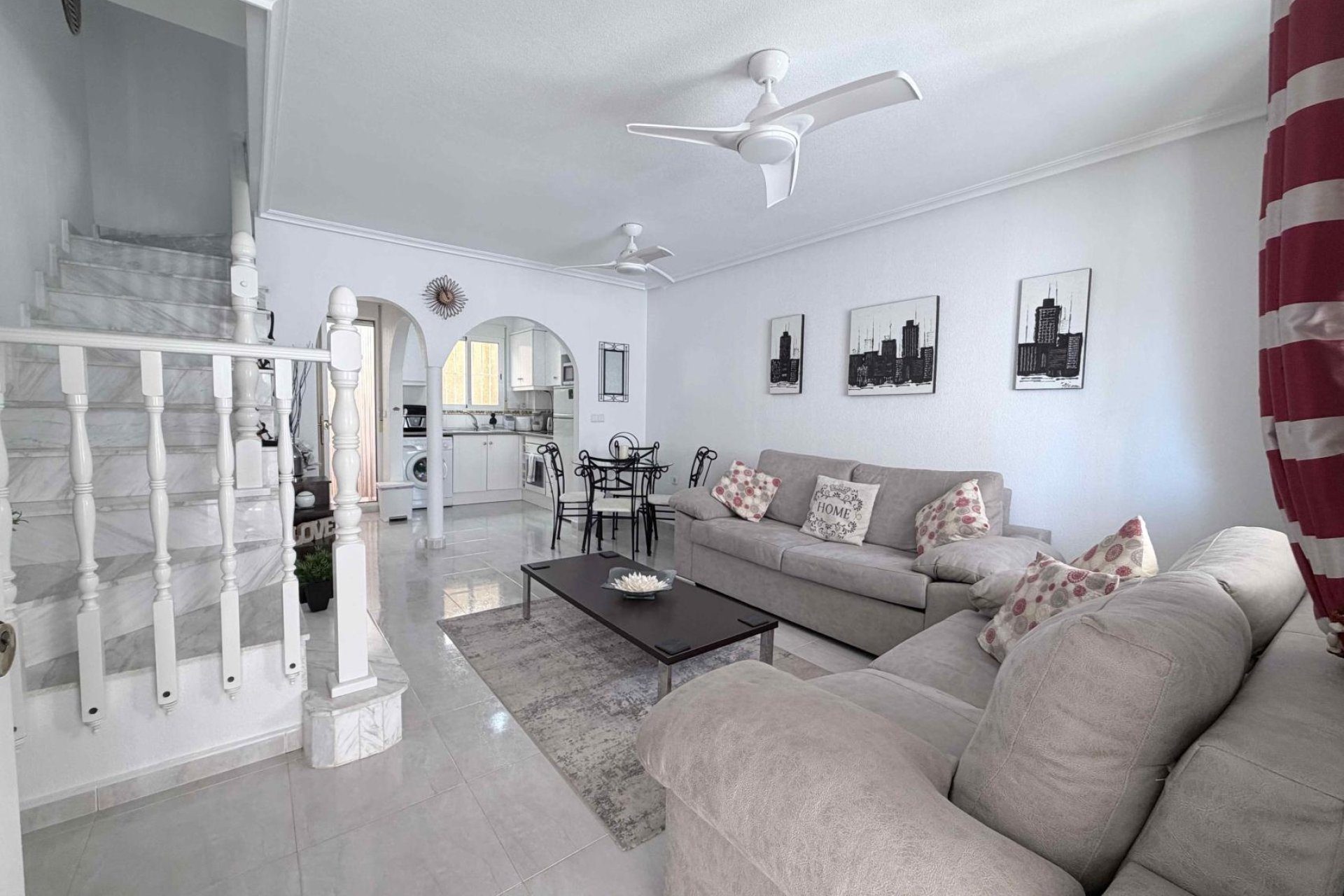 Reventa - Town House -
Orihuela Costa - Costa Blanca
