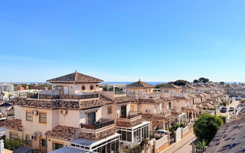 Reventa - Town House -
Orihuela Costa - Las Filipinas