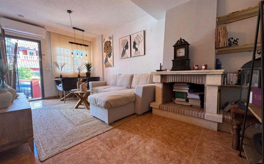 Reventa - Town House -
Orihuela Costa - Los Dolses