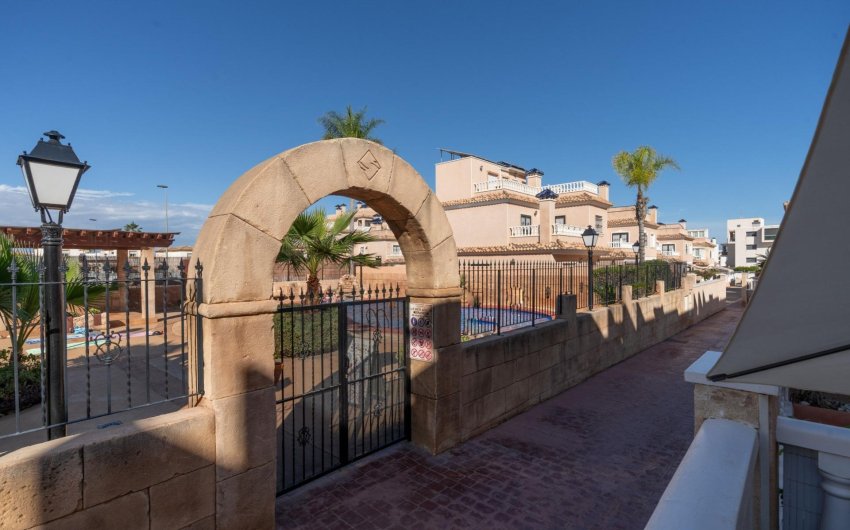 Reventa - Town House -
Orihuela Costa - Los Dolses