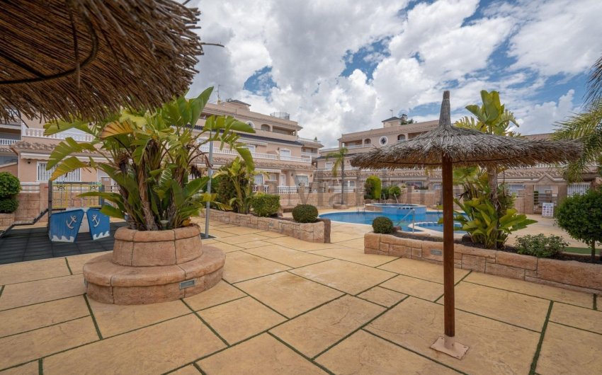 Reventa - Town House -
Orihuela Costa - Los Dolses