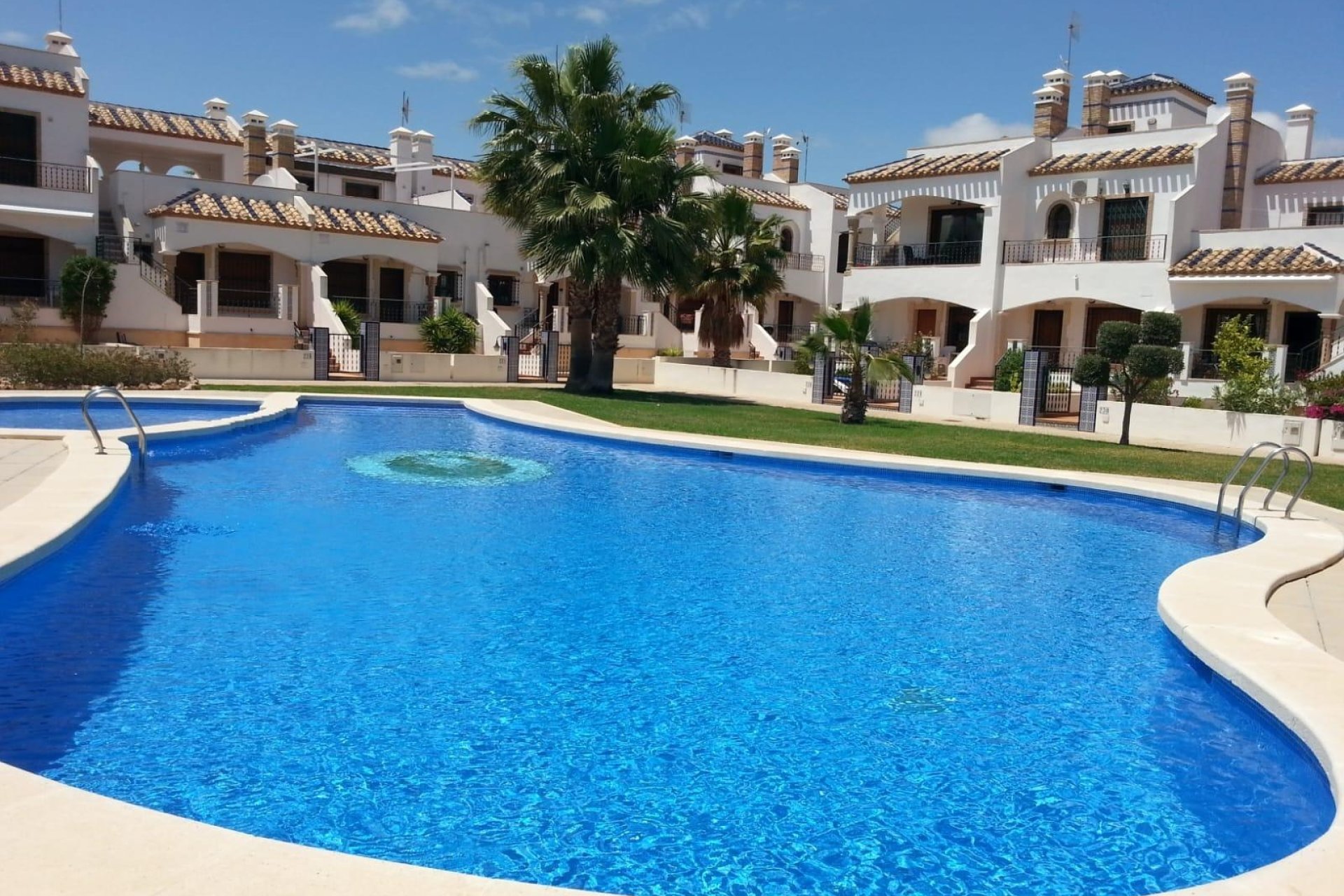 Reventa - Town House -
Orihuela Costa - PAU 8