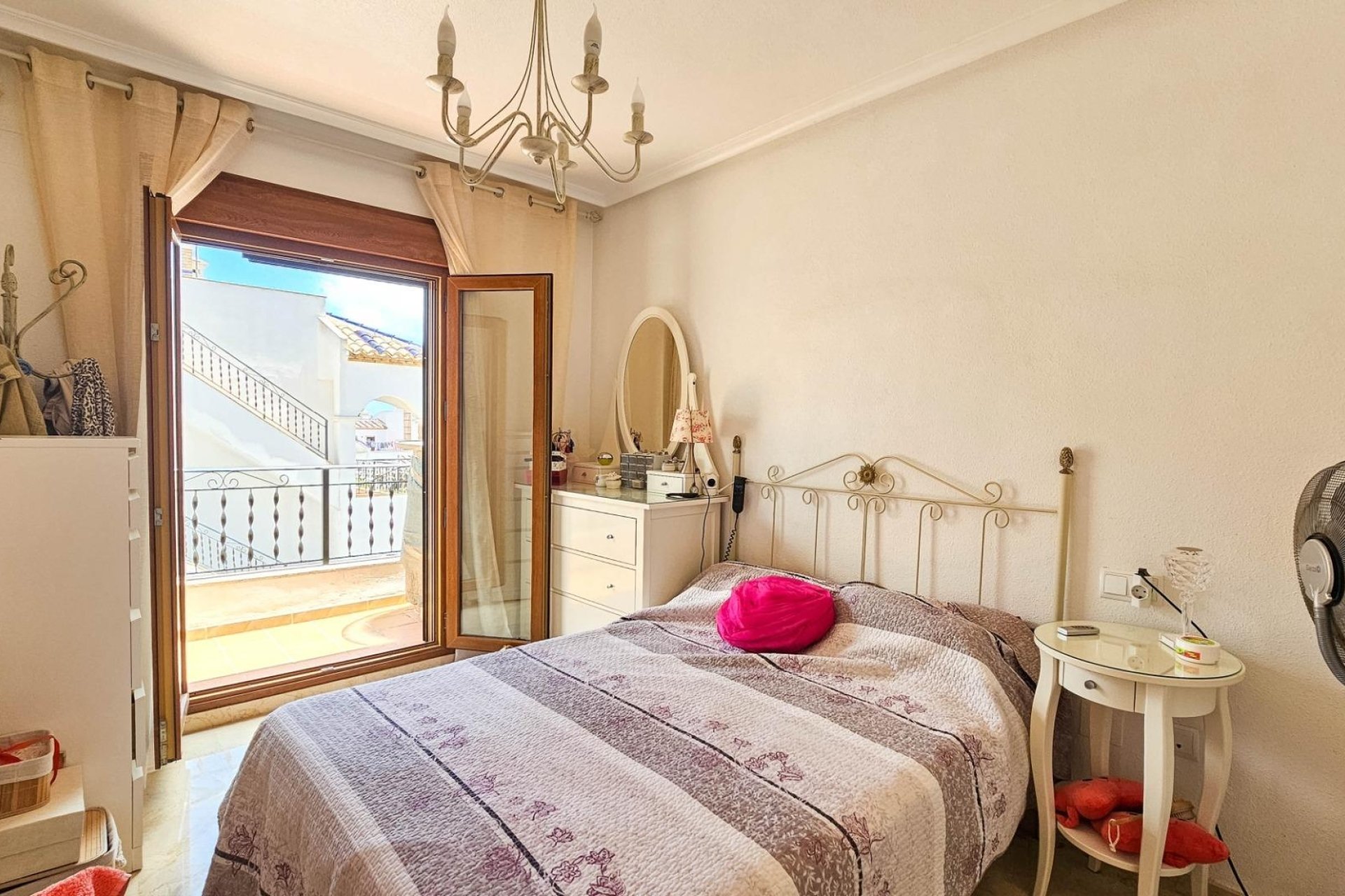 Reventa - Town House -
Orihuela Costa - PAU 8