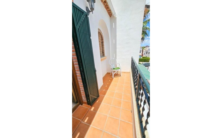 Reventa - Town House -
Orihuela Costa - PAU 8