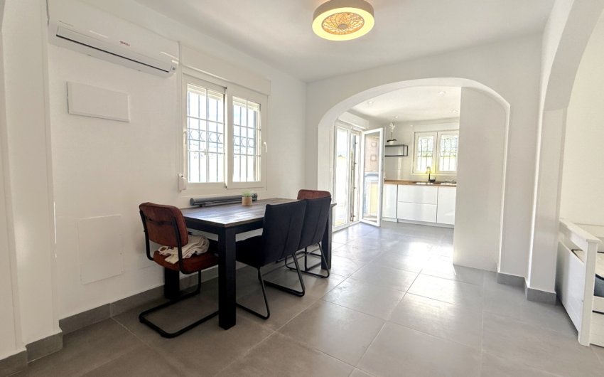 Reventa - Town House -
Orihuela - Inland