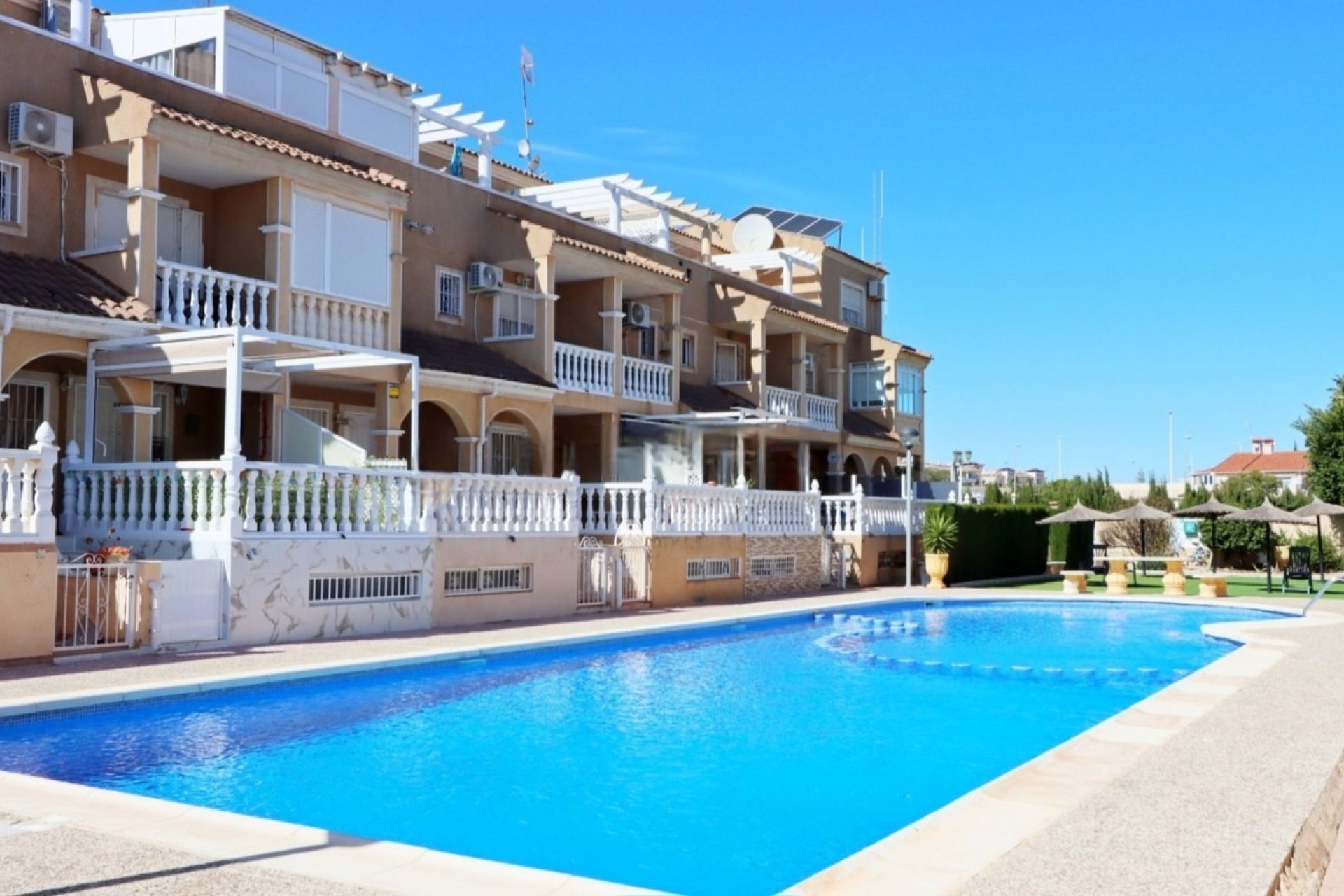 Reventa - Town House -
Playa Flamenca - Costa Blanca