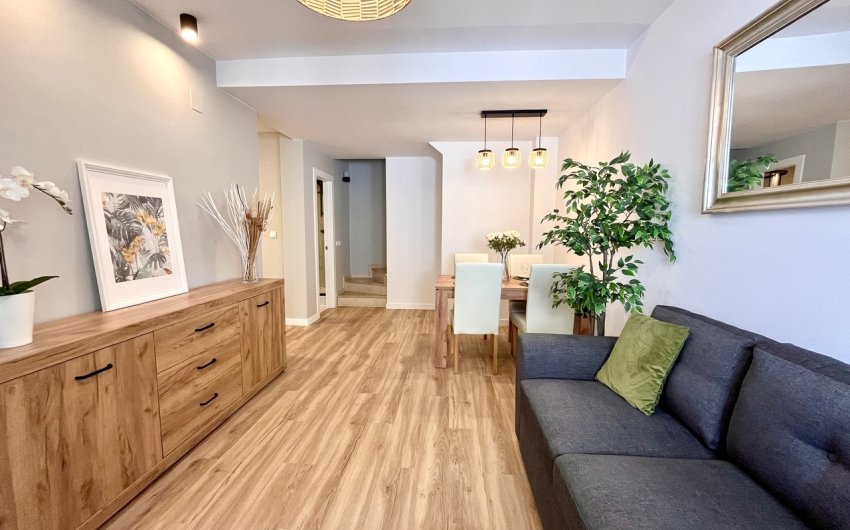 Reventa - Town House -
Playa Flamenca - Costa Blanca