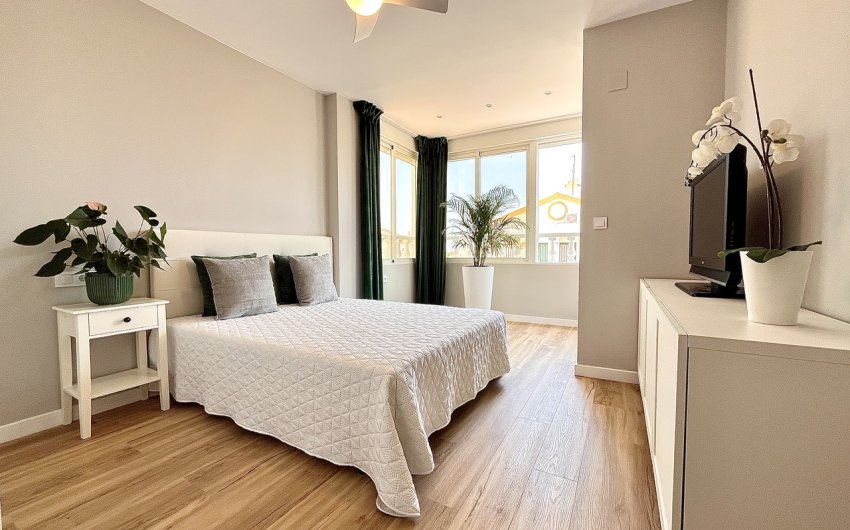 Reventa - Town House -
Playa Flamenca - Costa Blanca