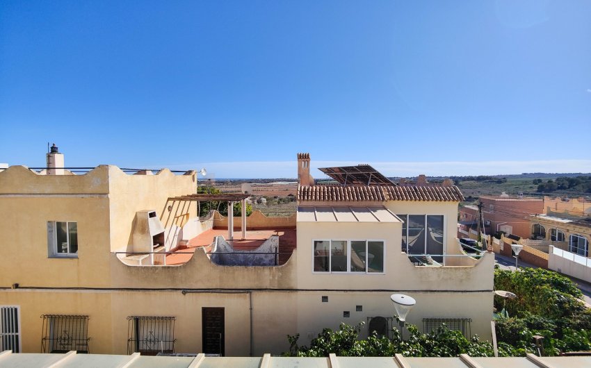 Reventa - Town House -
San Miguel de Salinas - Inland
