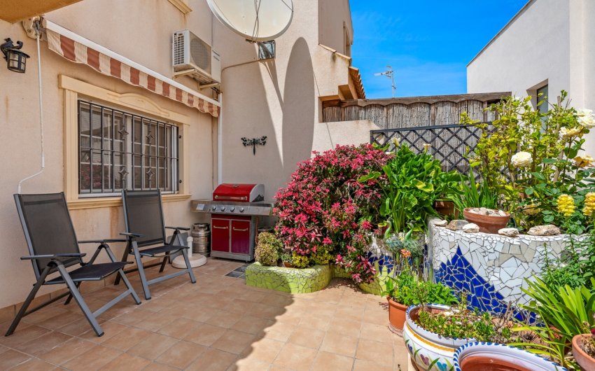 Reventa - Town House -
San Miguel de Salinas - Inland