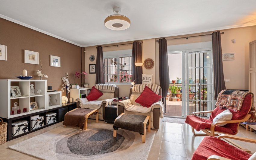 Reventa - Town House -
San Miguel de Salinas - Inland