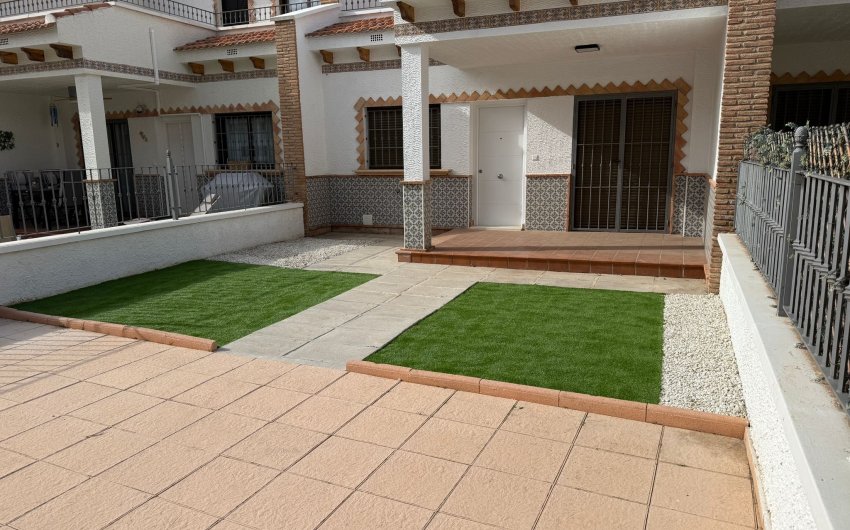 Reventa - Town House -
San Miguel de Salinas - Inland
