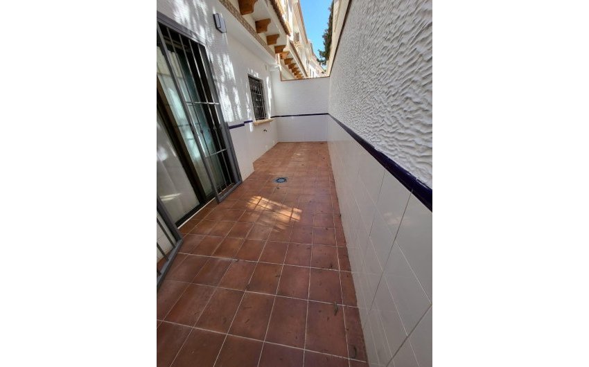 Reventa - Town House -
San Miguel de Salinas - Inland