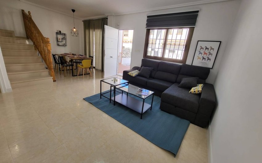 Reventa - Town House -
San Miguel de Salinas - Inland