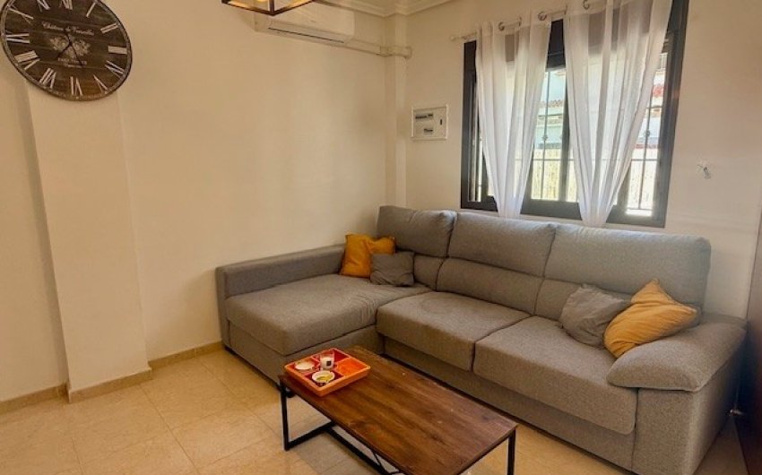 Reventa - Town House -
San Miguel de Salinas - Inland