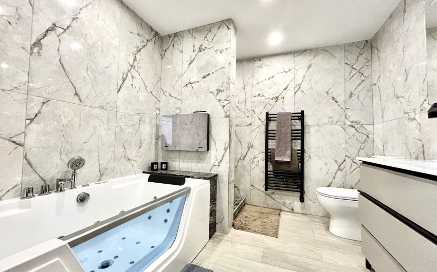 Reventa - Town House -
San Miguel de Salinas - Inland