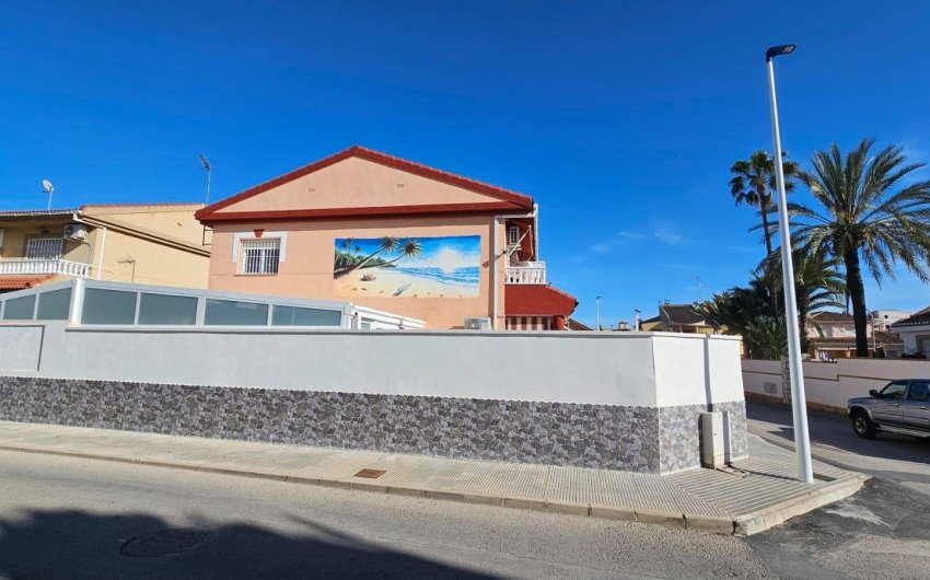 Reventa - Town House -
Santiago de la Ribera - Playa De Santiago De La Ribera