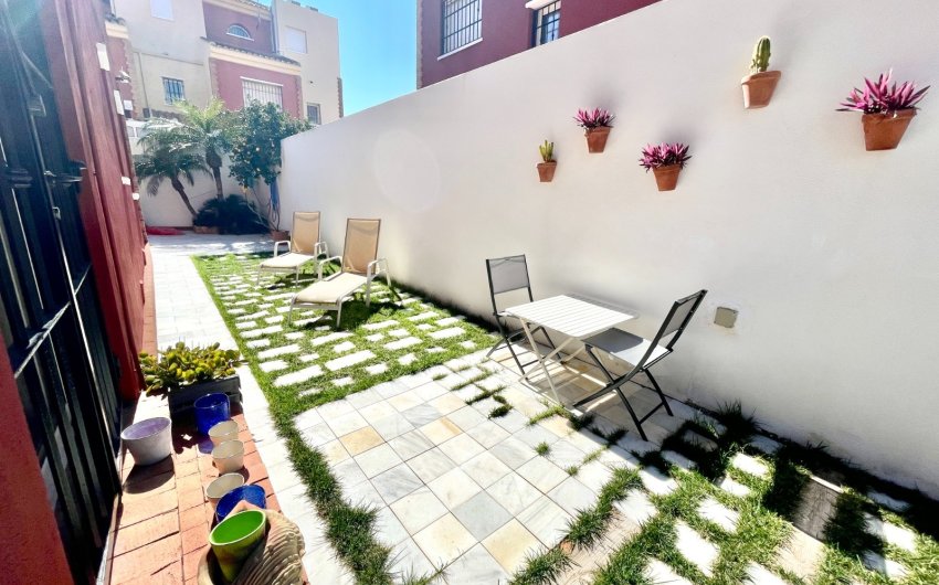 Reventa - Town House -
Torre de la Horadada - Costa Blanca