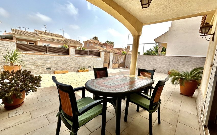 Reventa - Town House -
Torre de la Horadada - Costa Blanca