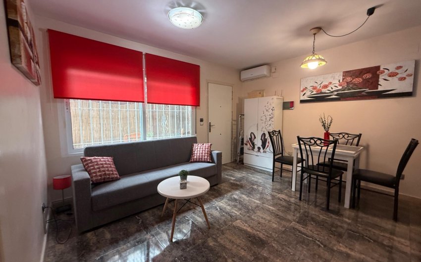 Reventa - Town House -
Torrevieja - Carrefour