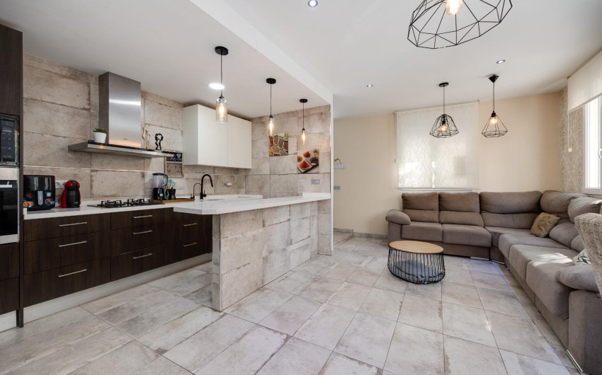 Reventa - Town House -
Torrevieja - Centro