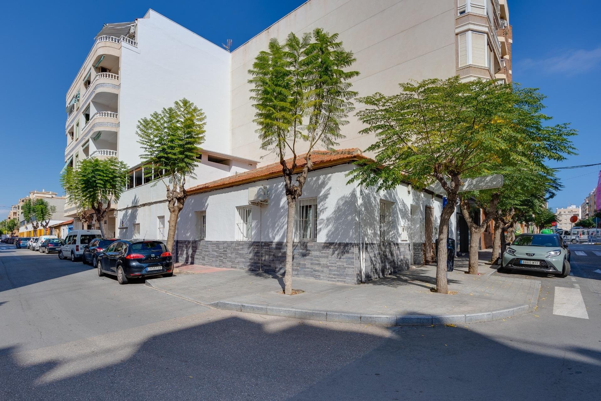 Reventa - Town House -
Torrevieja - Centro