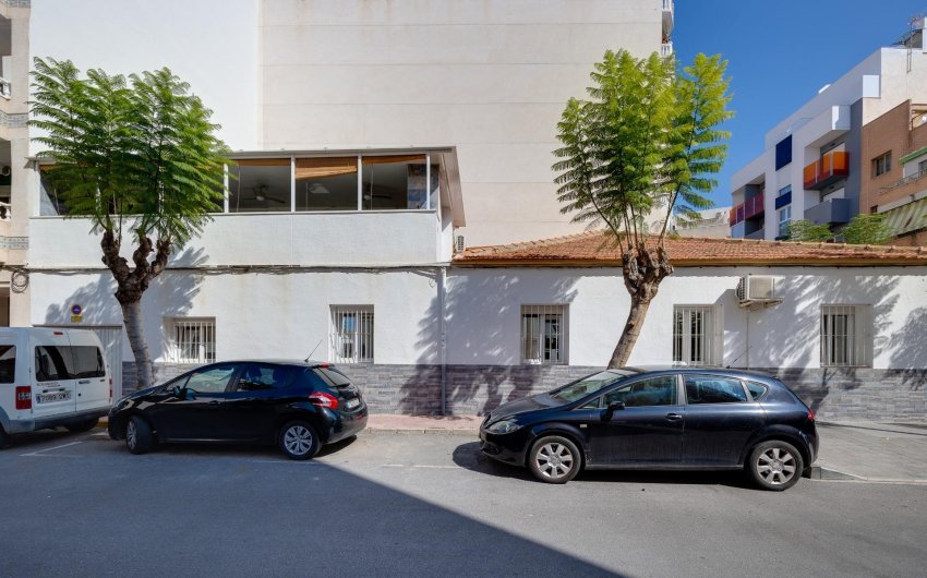 Reventa - Town House -
Torrevieja - Centro