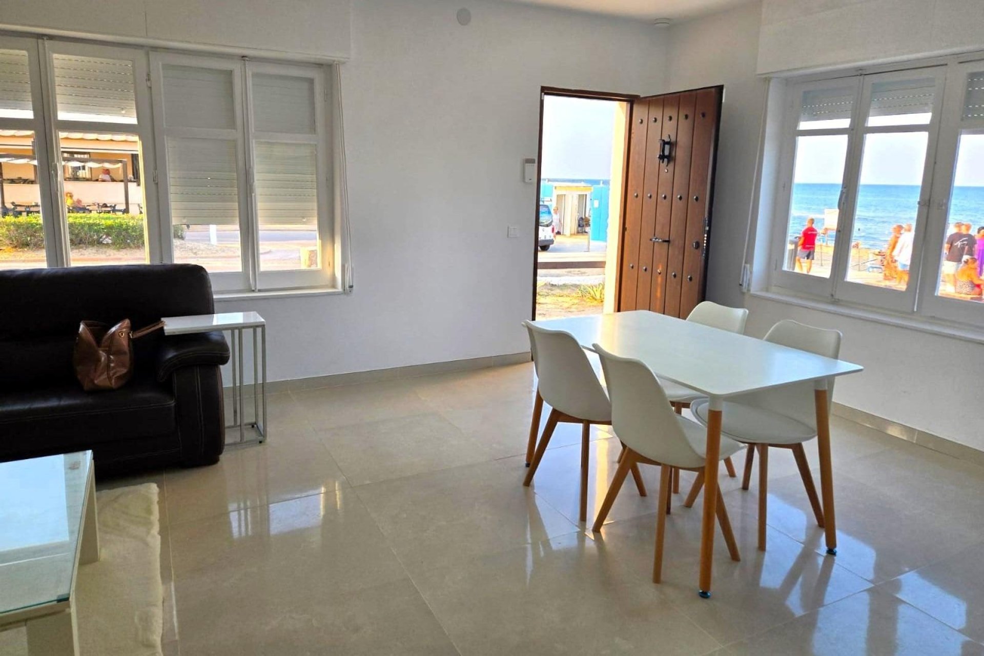 Reventa - Town House -
Torrevieja - La Mata