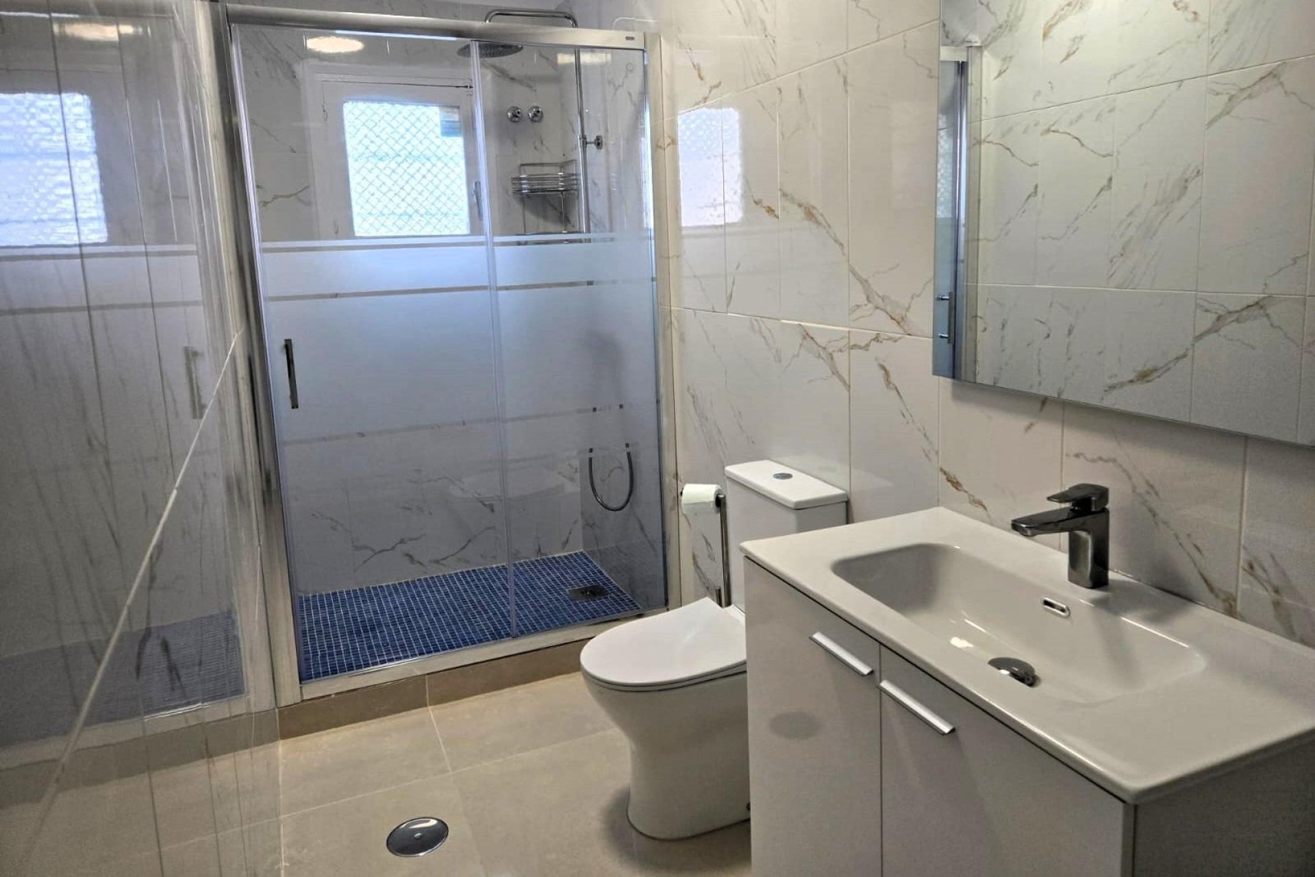 Reventa - Town House -
Torrevieja - La Mata