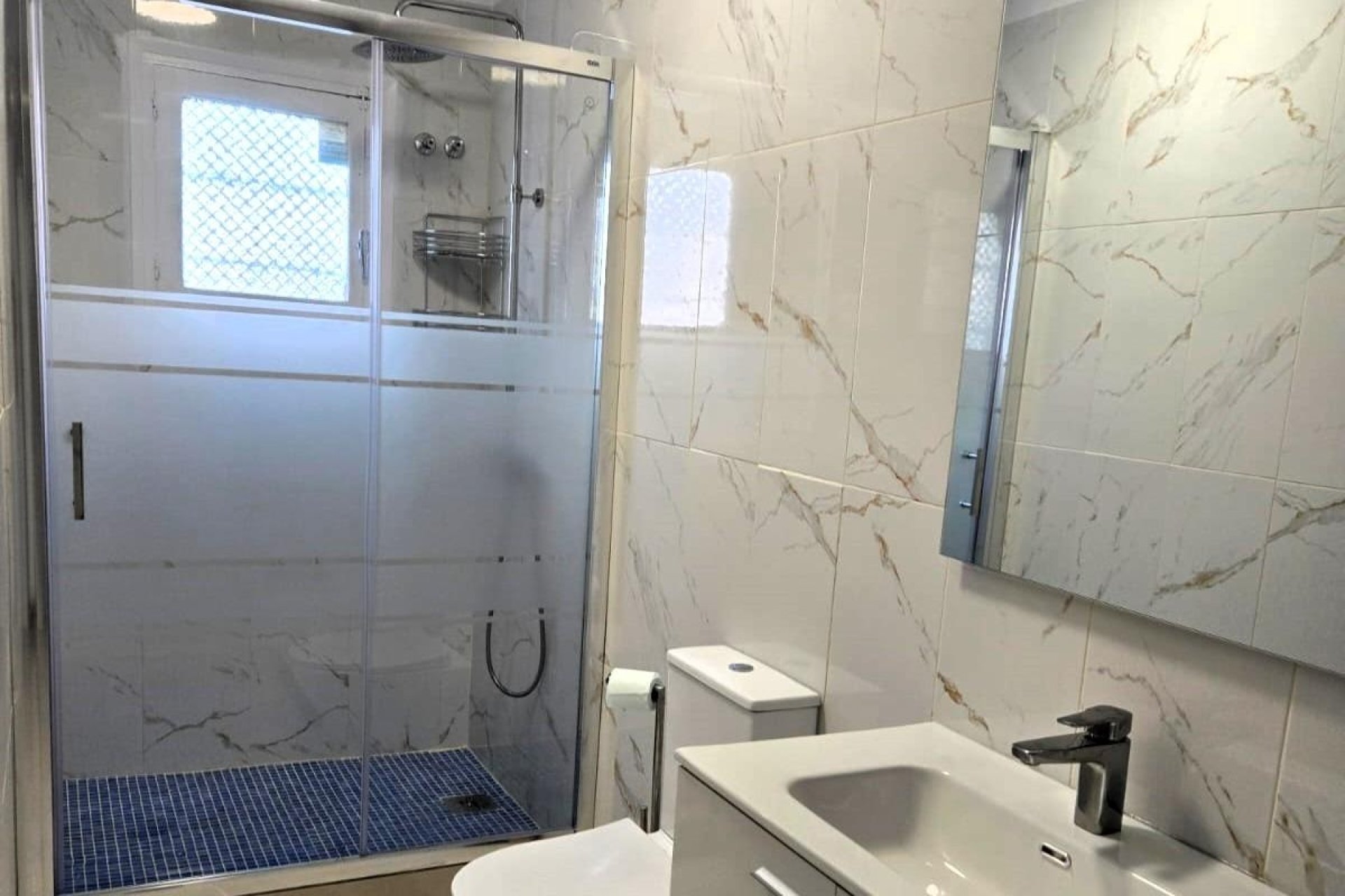 Reventa - Town House -
Torrevieja - La Mata