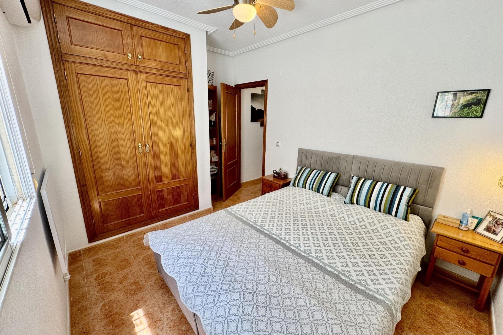 Reventa - Town House -
Torrevieja - La Siesta - El Salado - Torreta