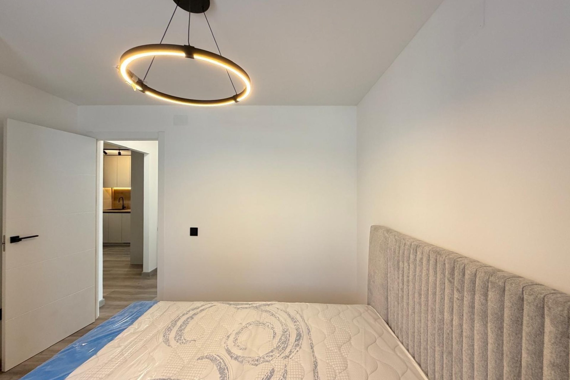 Reventa - Town House -
Torrevieja - Miramar - Torre Del Moro