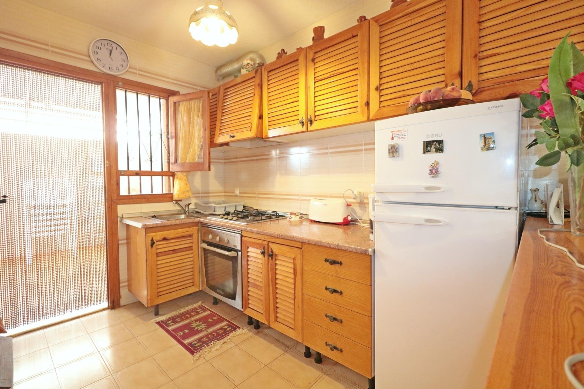 Reventa - Town House -
Torrevieja - Playa De Los Naufragos