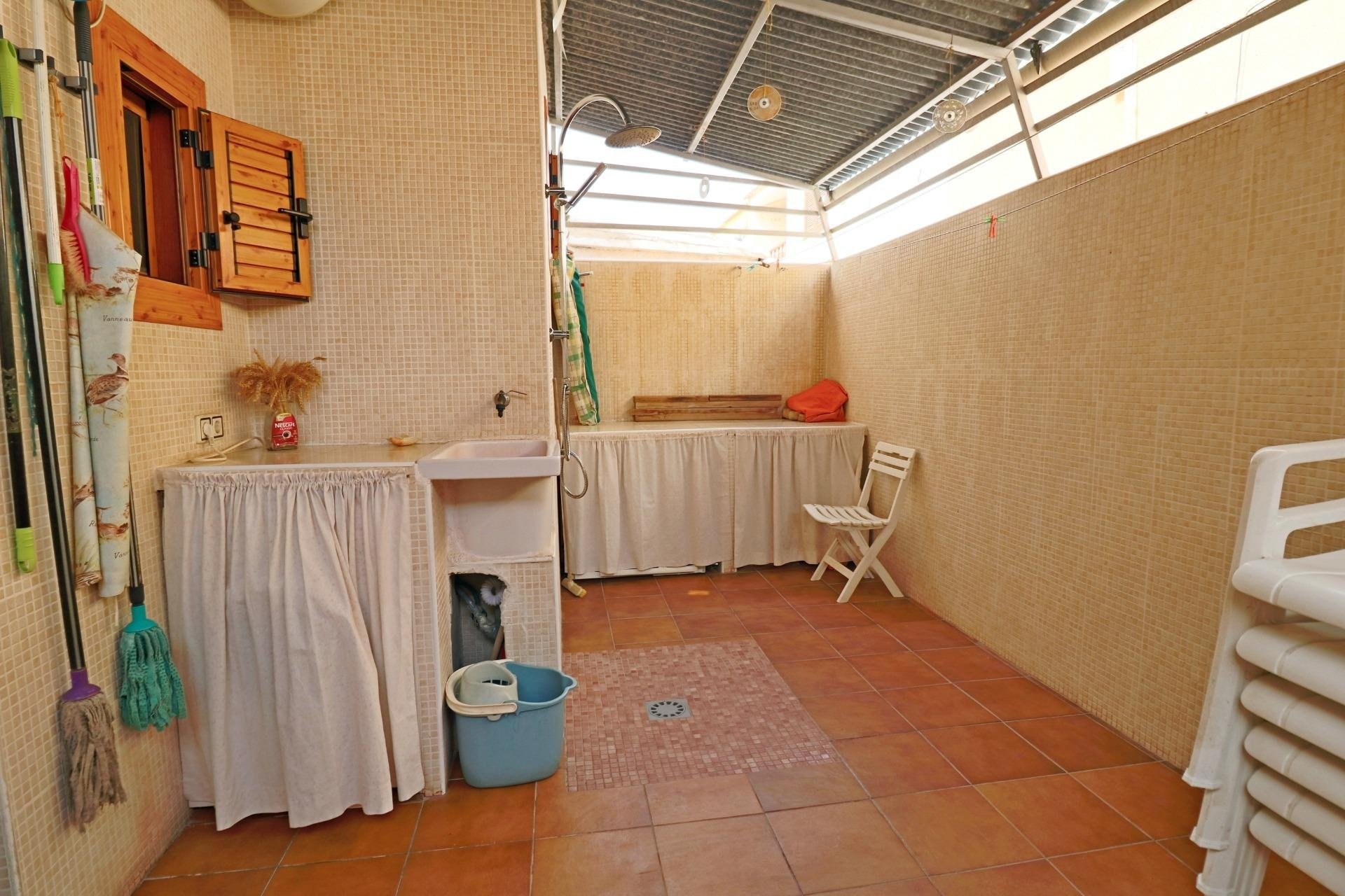 Reventa - Town House -
Torrevieja - Playa De Los Naufragos