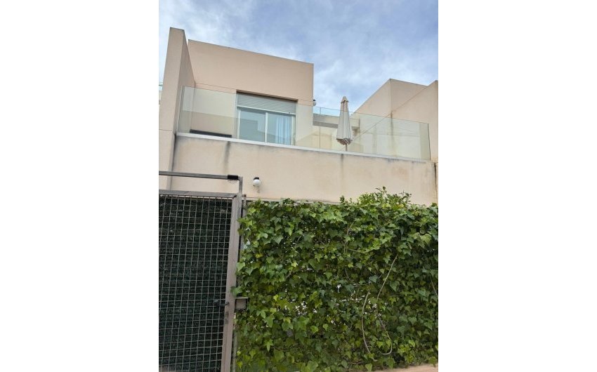 Reventa - Town House -
Torrevieja - Punta Prima