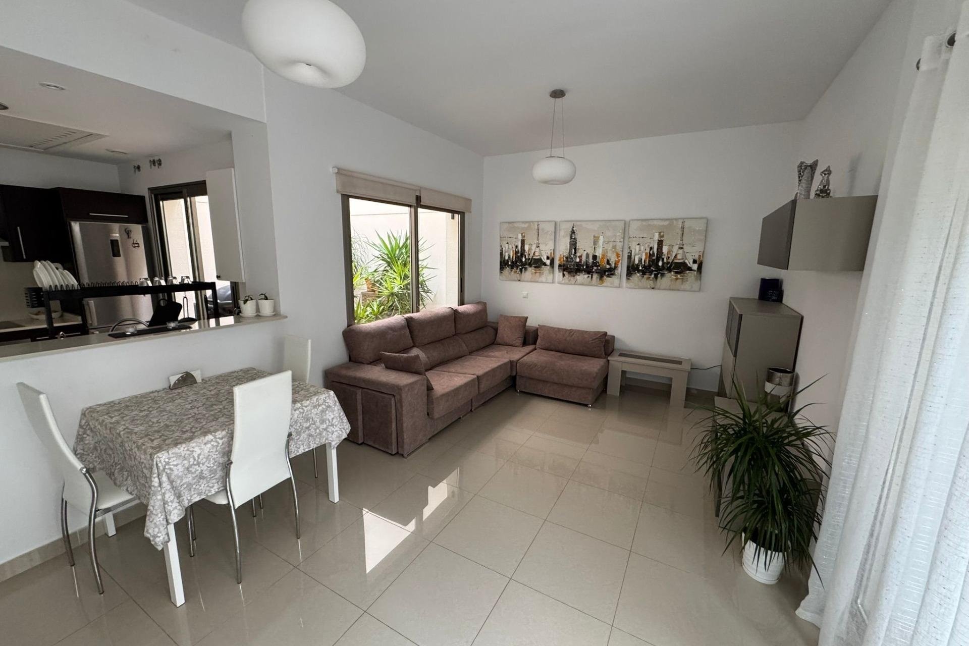 Reventa - Town House -
Torrevieja - Punta Prima