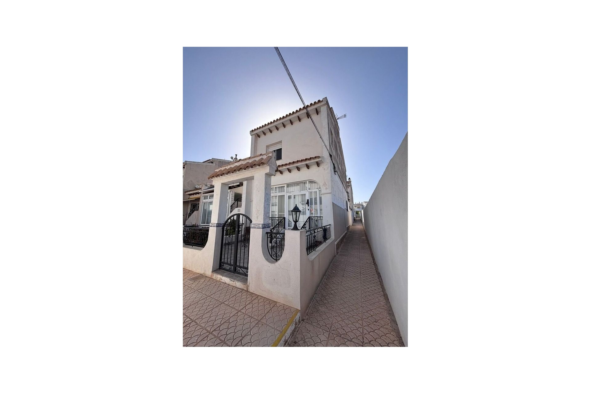 Reventa - Town House -
Villamartin - Costa Blanca