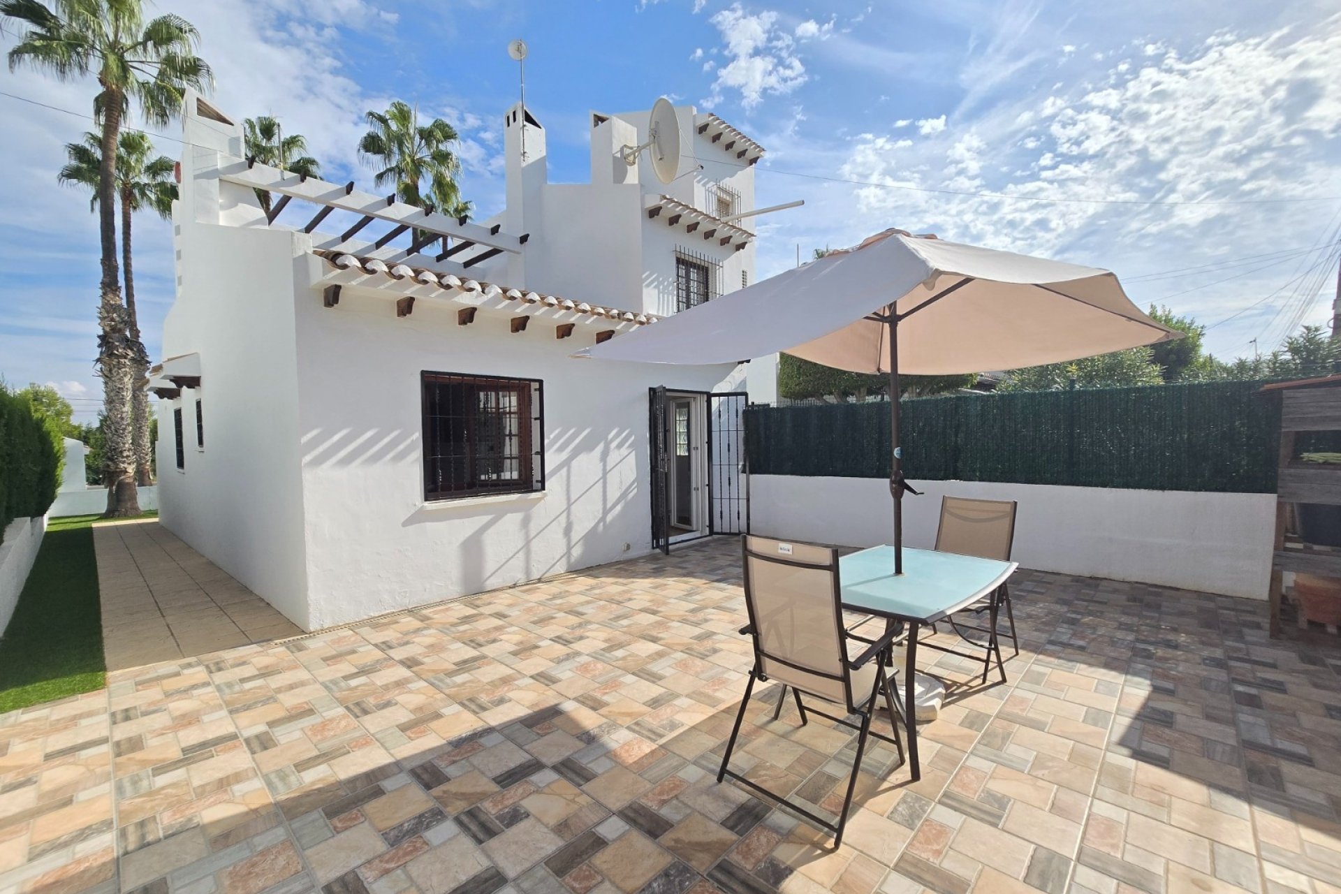 Reventa - Town House -
Villamartin - Costa Blanca