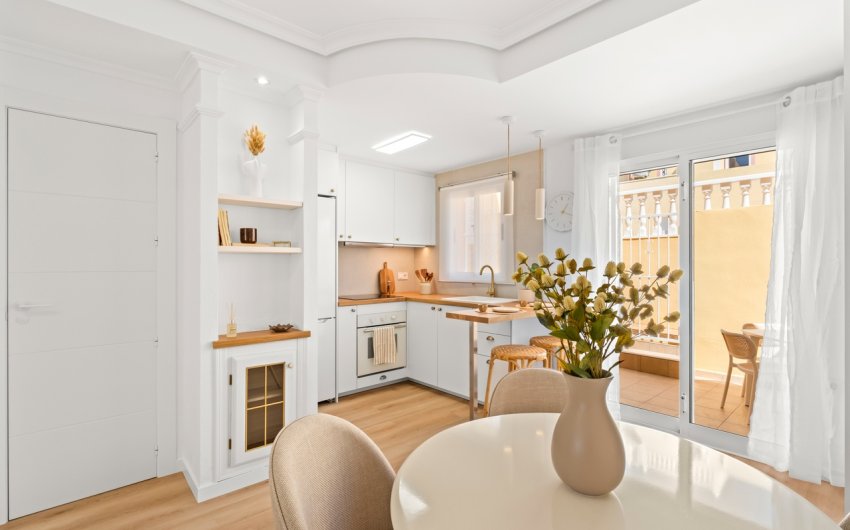 Reventa - Town House -
Villamartin - Costa Blanca