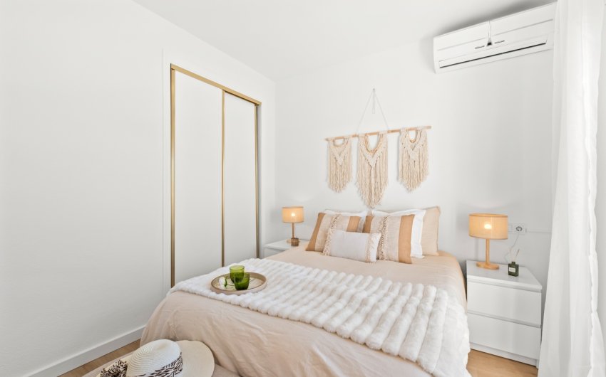 Reventa - Town House -
Villamartin - Costa Blanca