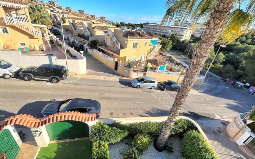 Reventa - Town House -
Villamartin - Costa Blanca
