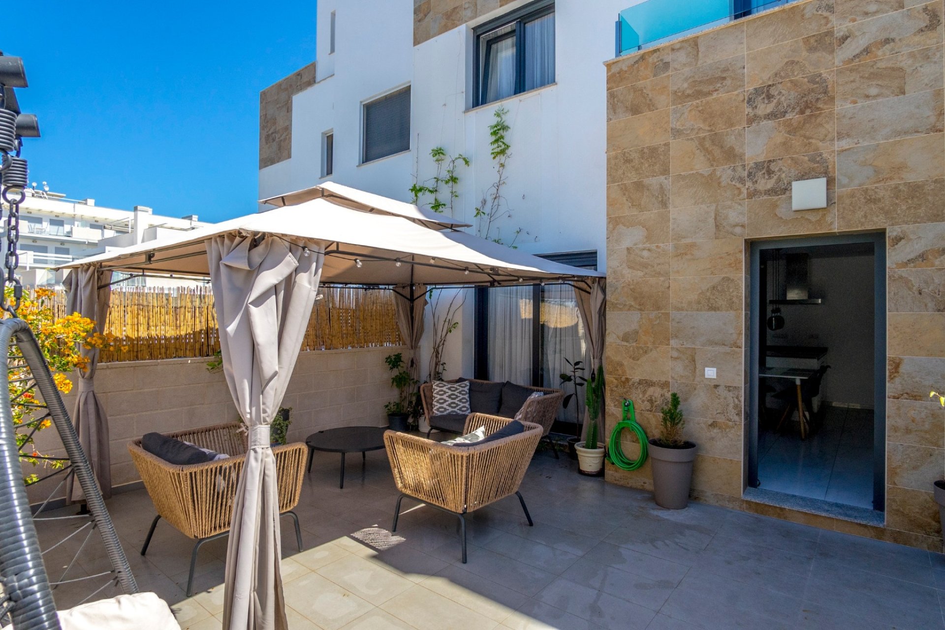 Reventa - Town House -
Villamartin - Costa Blanca