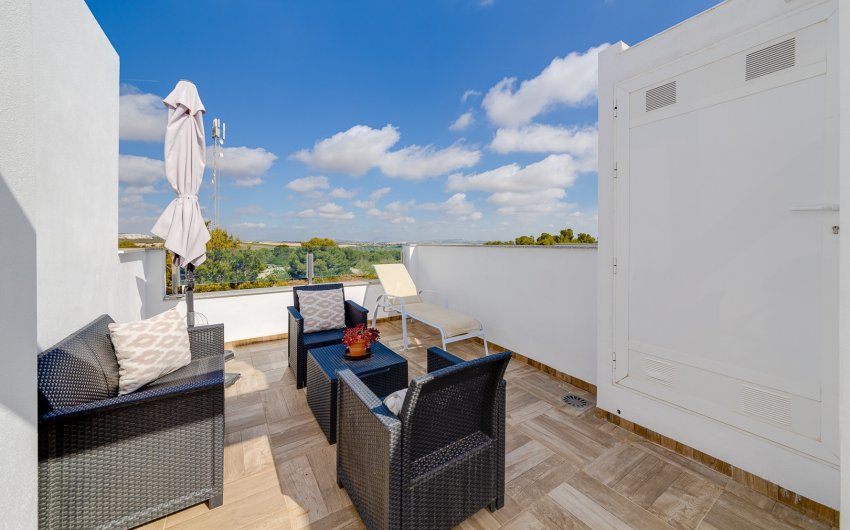 Reventa - Town House -
Villamartin - Costa Blanca