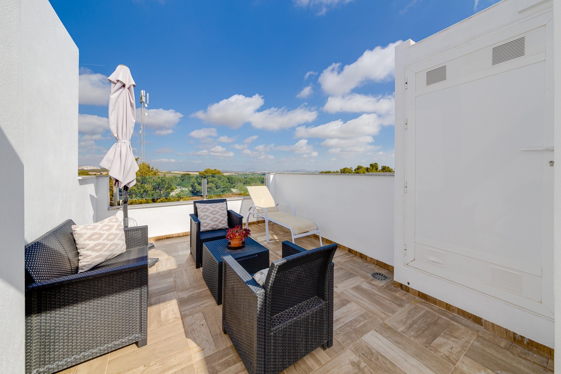 Reventa - Town House -
Villamartin - Costa Blanca