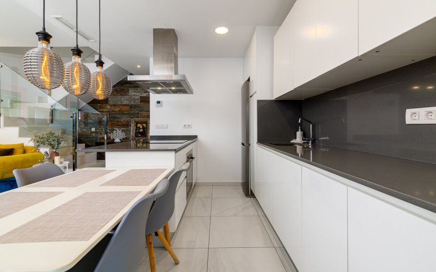 Reventa - Town House -
Villamartin - Costa Blanca