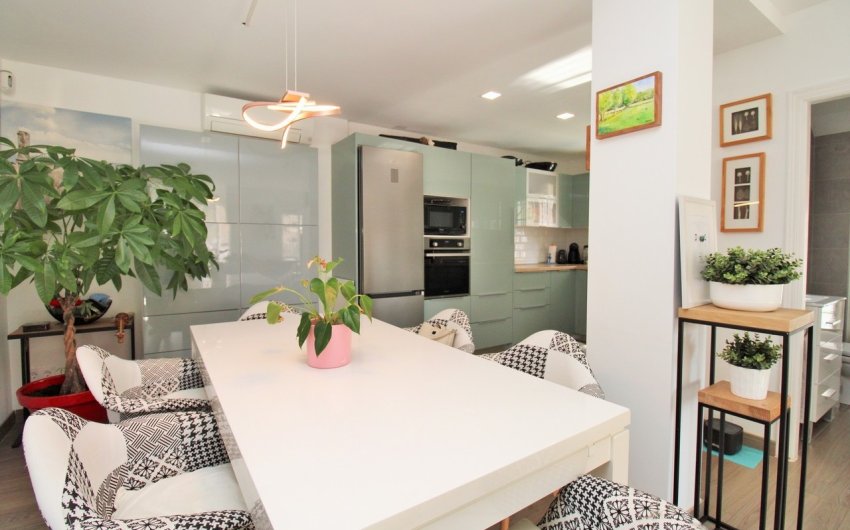 Reventa - Town House -
Villamartin - Costa Blanca